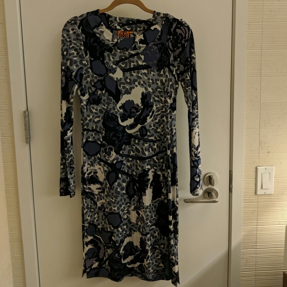Tory burch knee length dress with matching belt